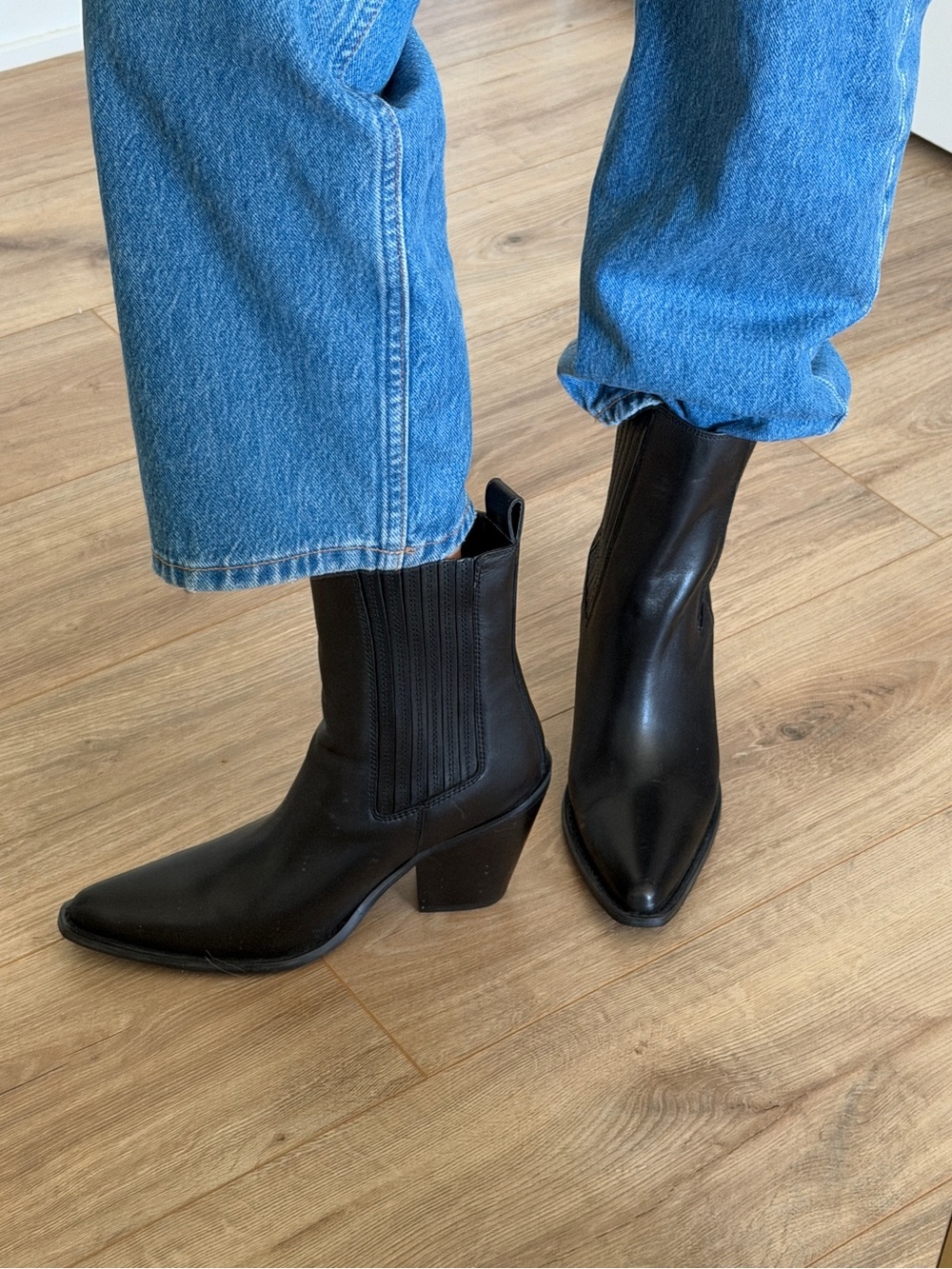 Mango Black Leather Pointed-Toe
Ankle Boots